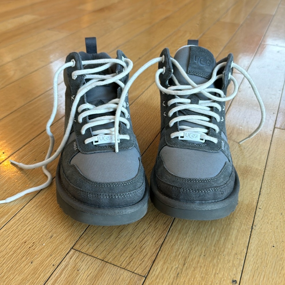 Boys NEW UGG Sneakers